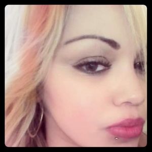 Meet your Posher, Ivy